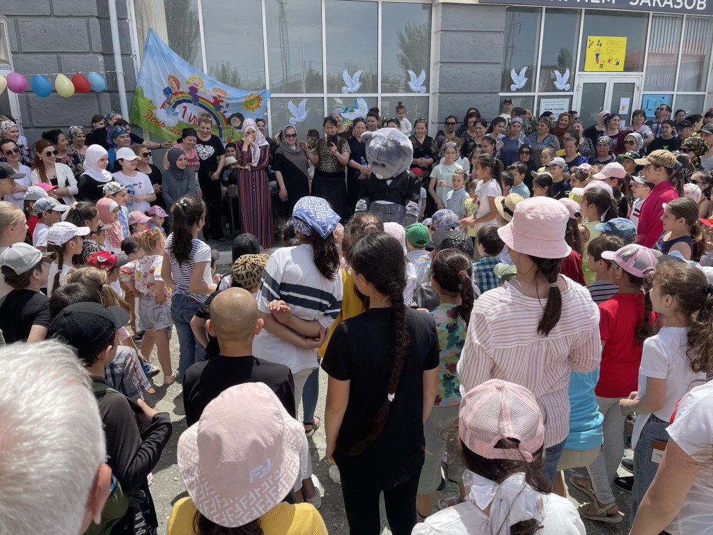 На «Дагдизеле» прошла акция ко Дню защиты детей